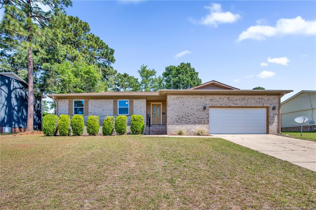 6872 Big Wood Road, Fayetteville, NC 28314