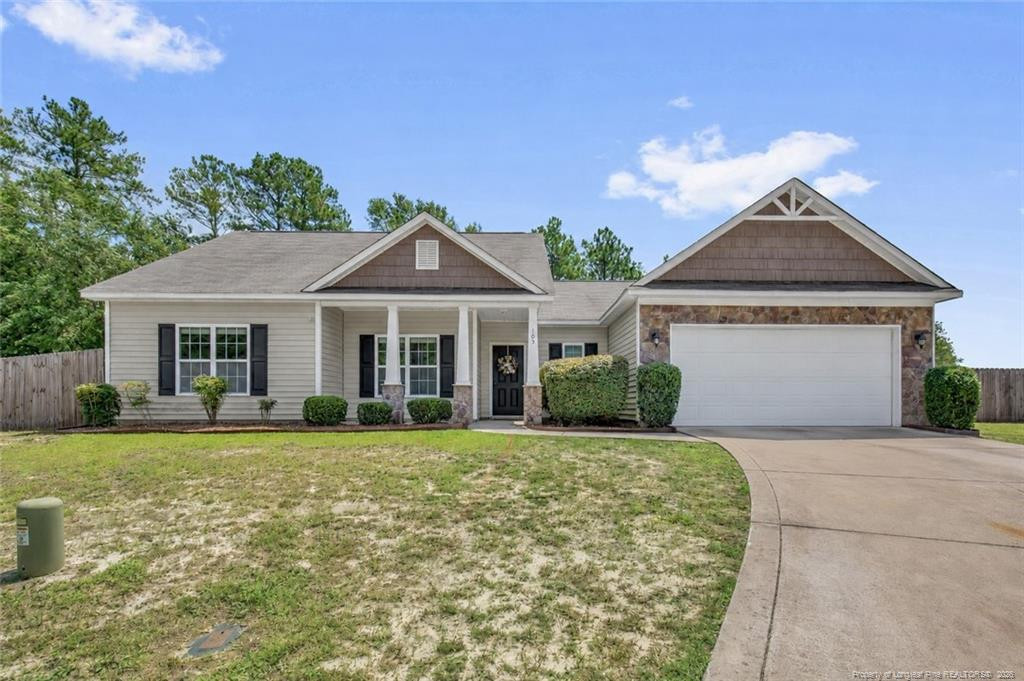 105 Yellowfoot Drive, Raeford, NC 28376