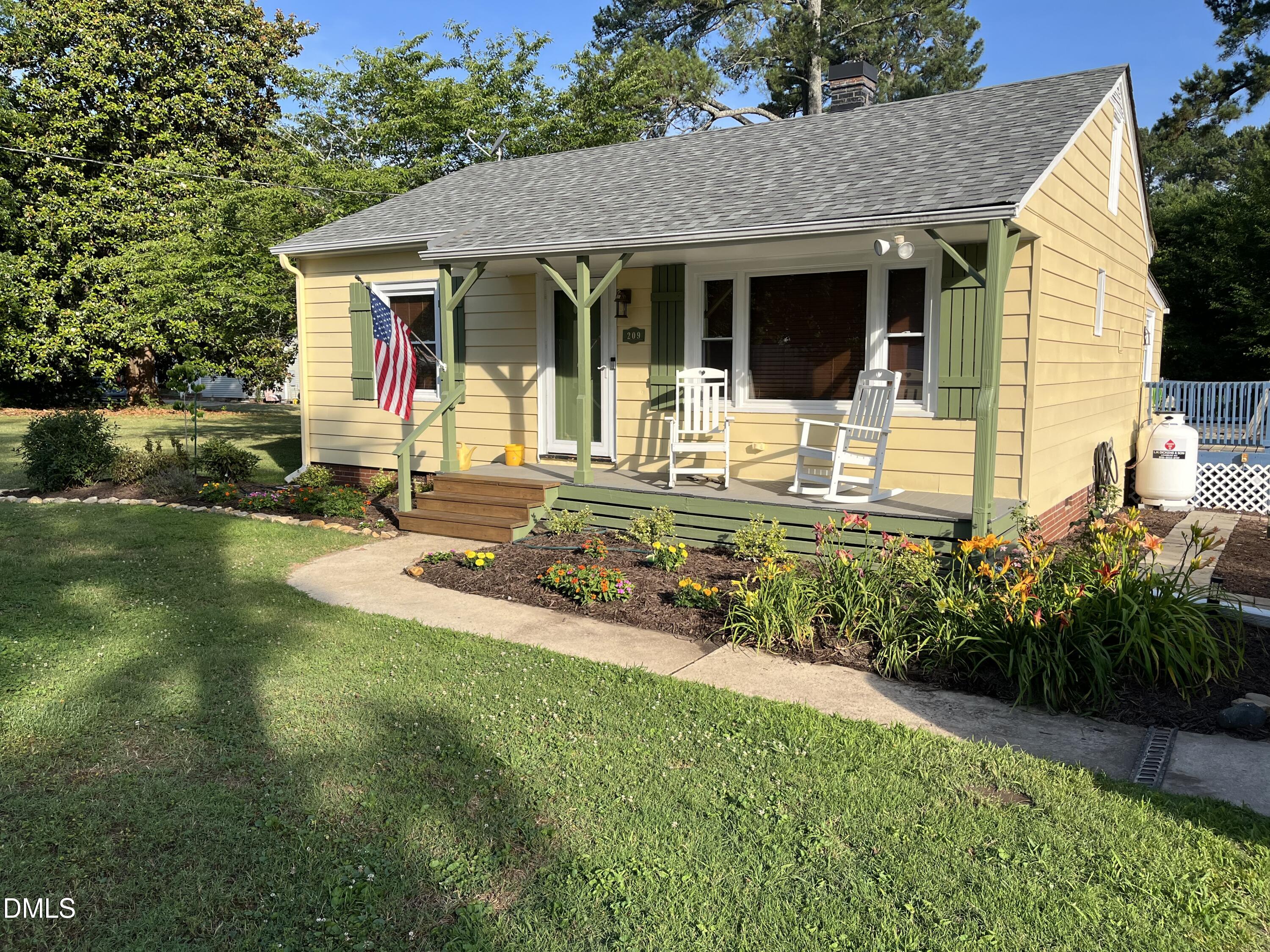209 E Franklin Street, Spring Hope, NC 27882