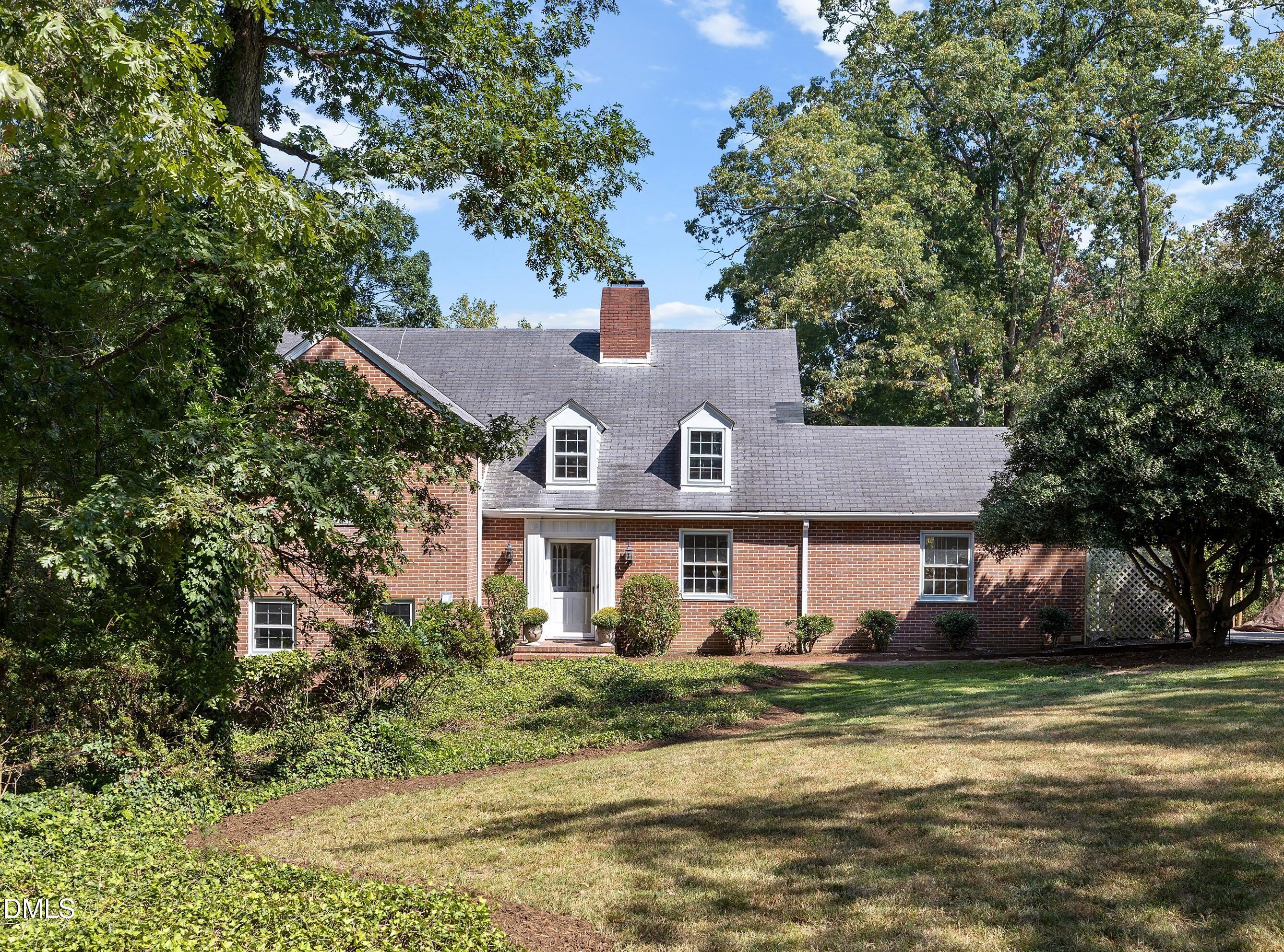 401 Laurel Hill Road, Chapel Hill, NC 27514