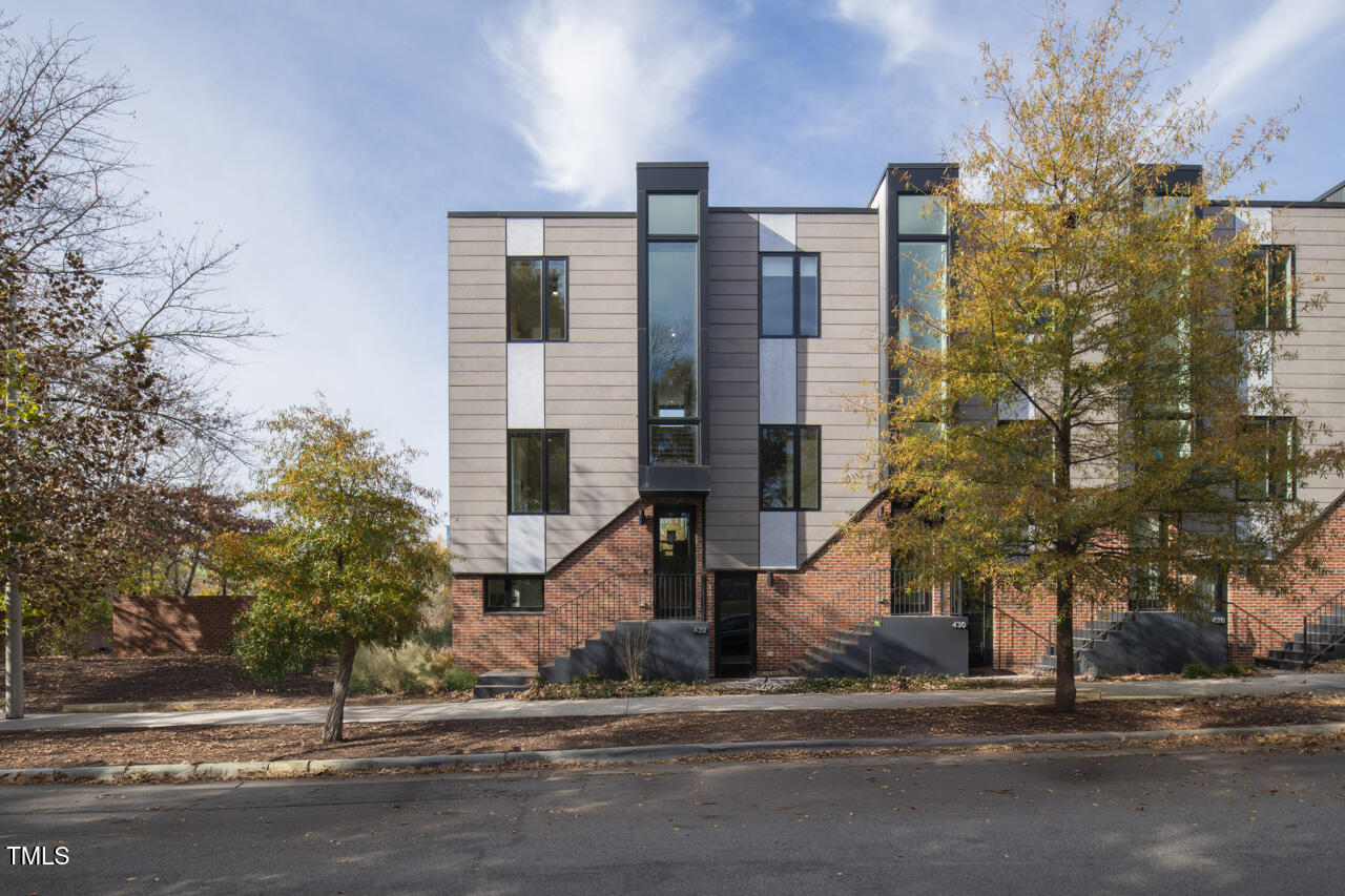 432 Chavis Way, Raleigh, NC 27601