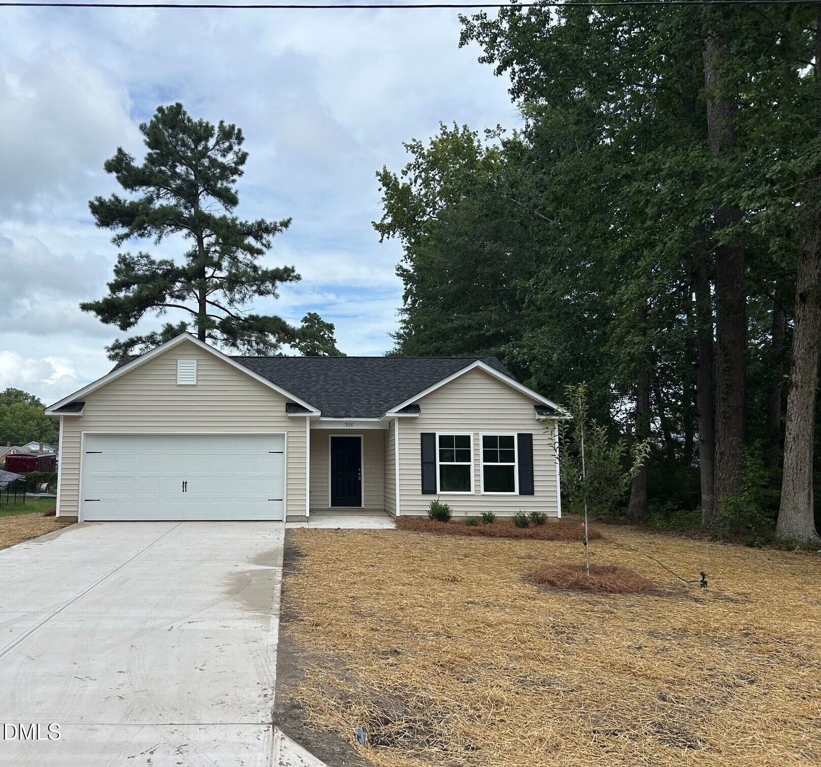 306 W Sater Street, Pinetops, NC 27864