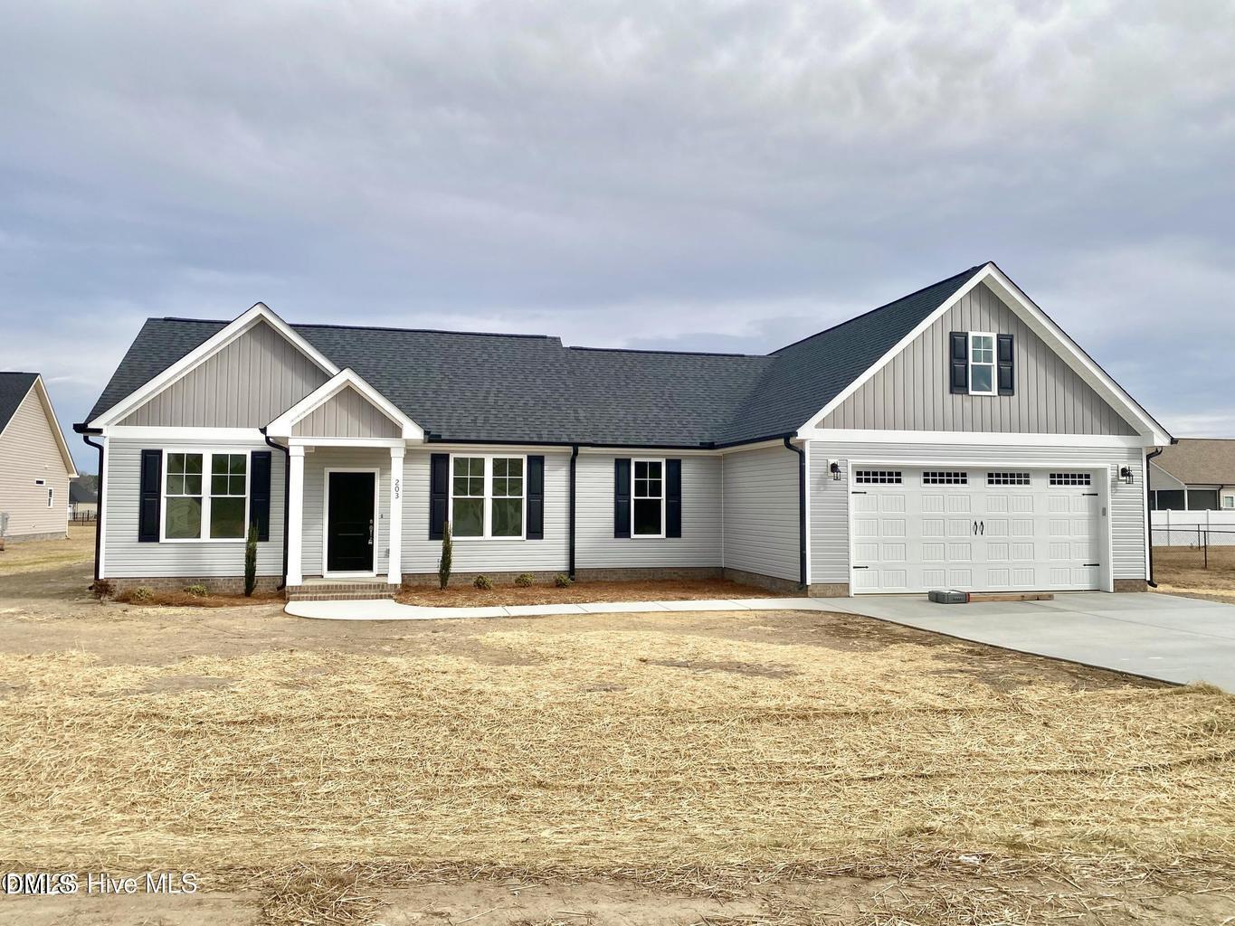 203 Rae Drive, Pikeville, NC 27863
