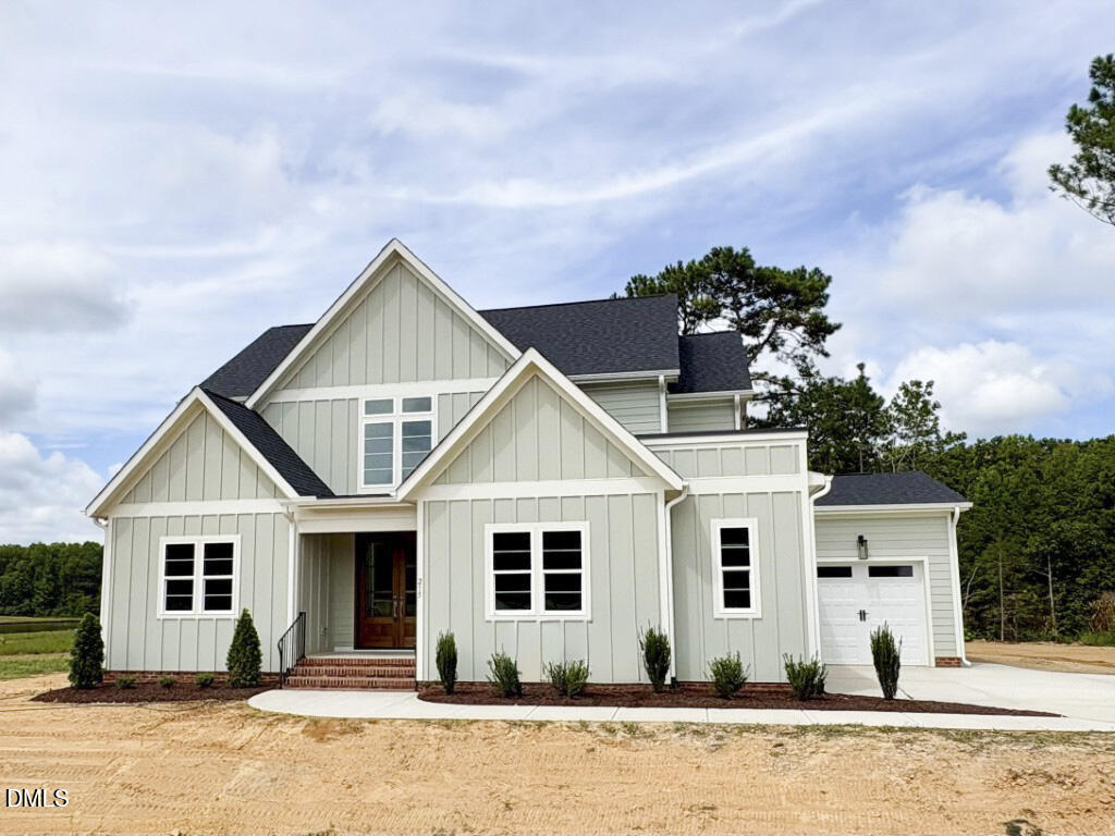 215 Broadleaf Lane, Youngsville, NC 27596