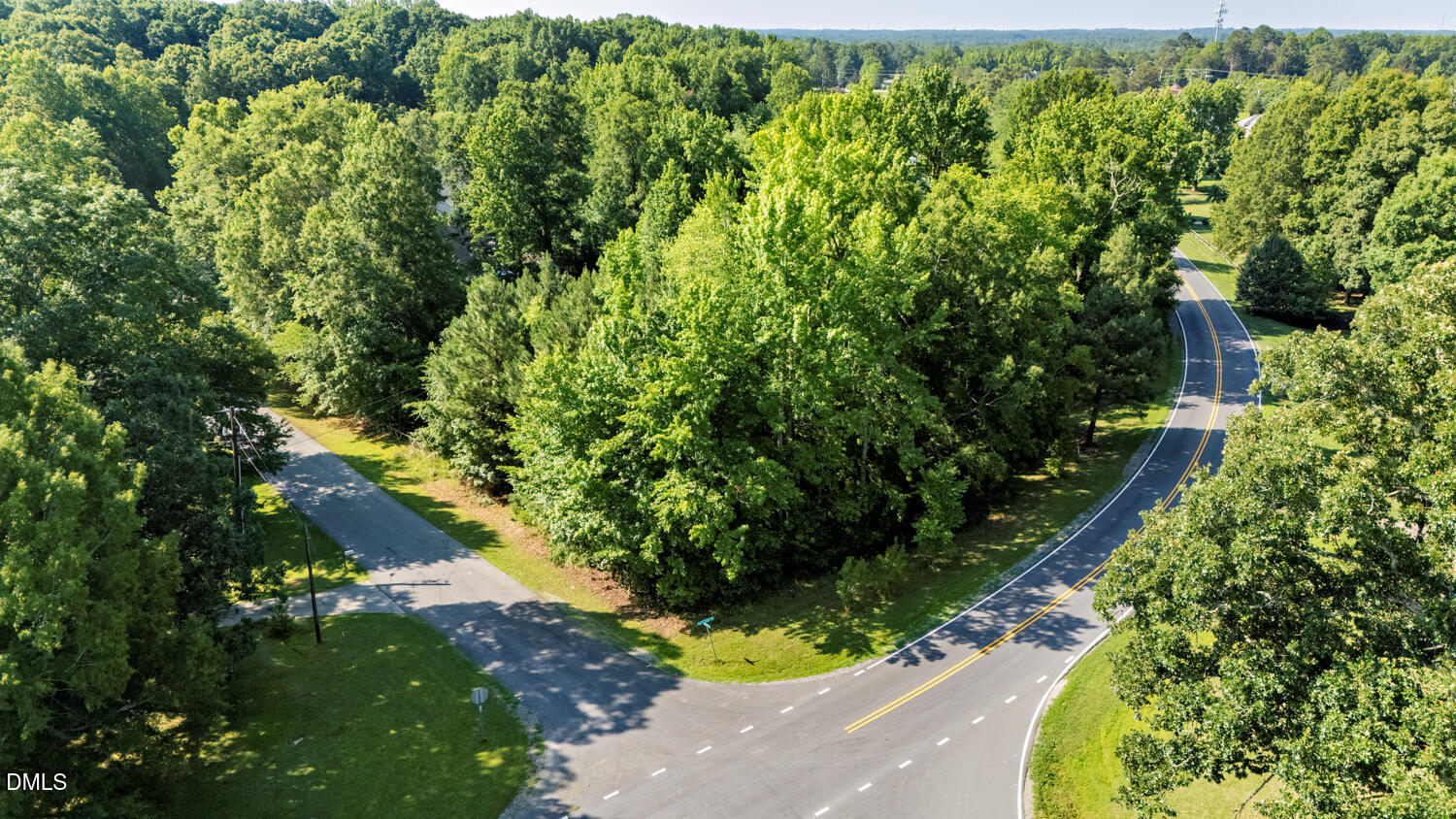 5303 Forest Oaks Drive, Greensboro, NC 27406