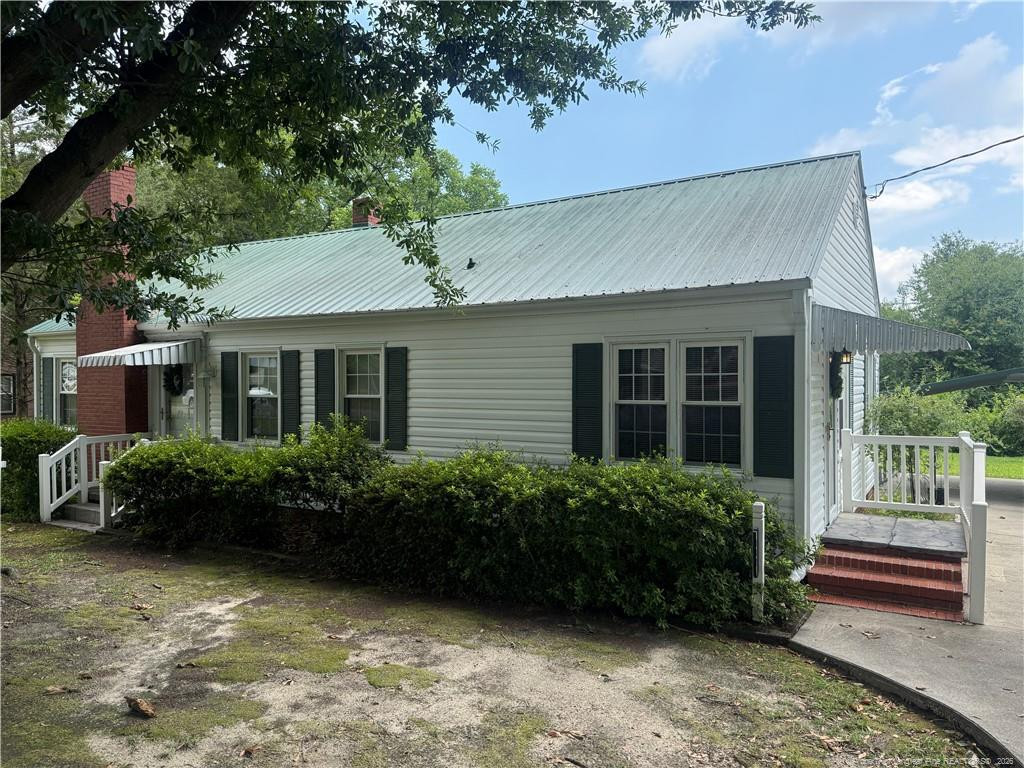 112 N Wright Street, Raeford, NC 28376