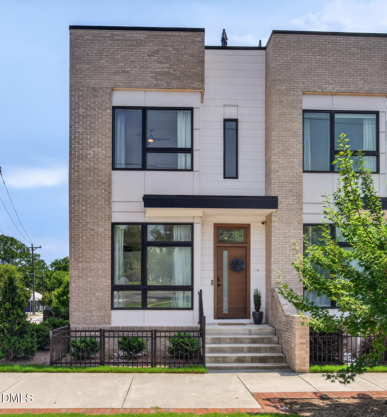 528 N Roxboro Street, Durham, NC 27701