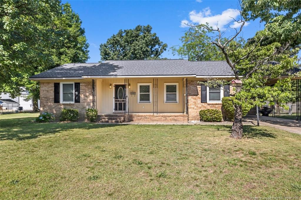 1208 Wentworth Place, Fayetteville, NC 28304