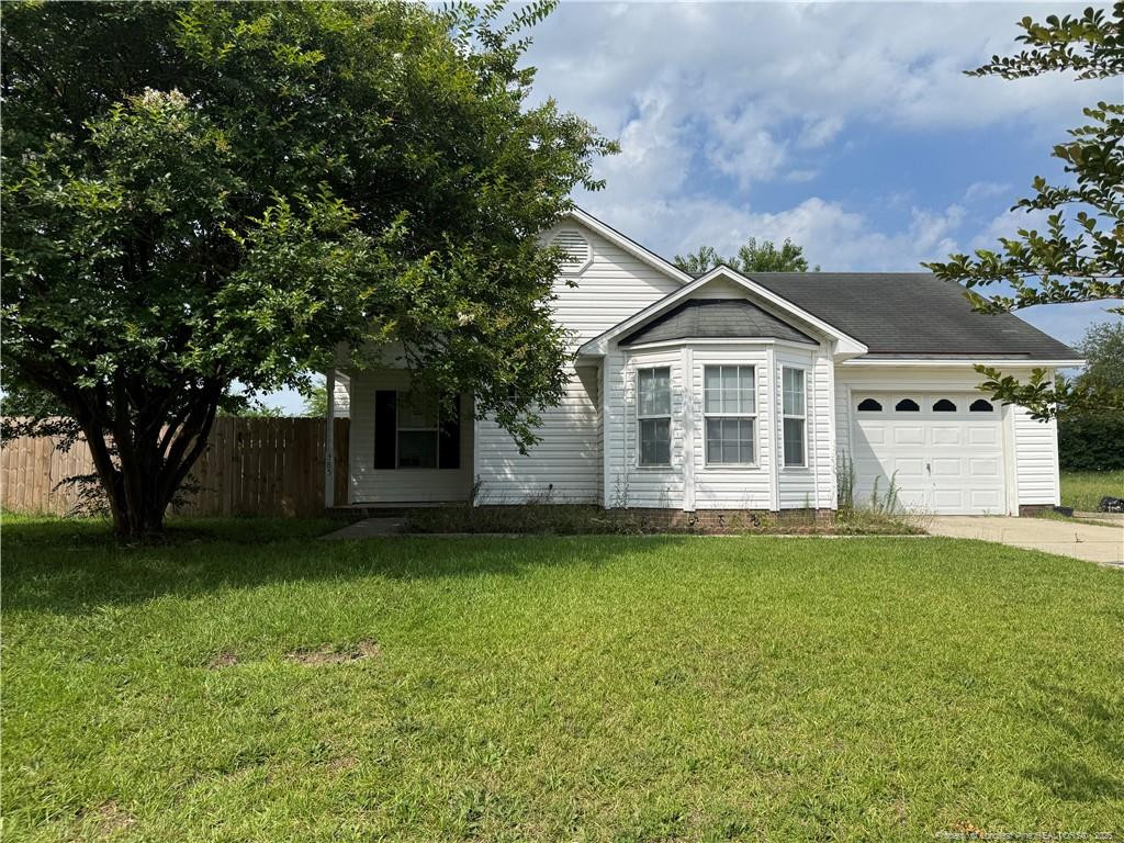385 Northwoods Drive, Raeford, NC 28376