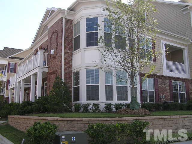 9221 Calabria Drive 121, Raleigh, NC 27617