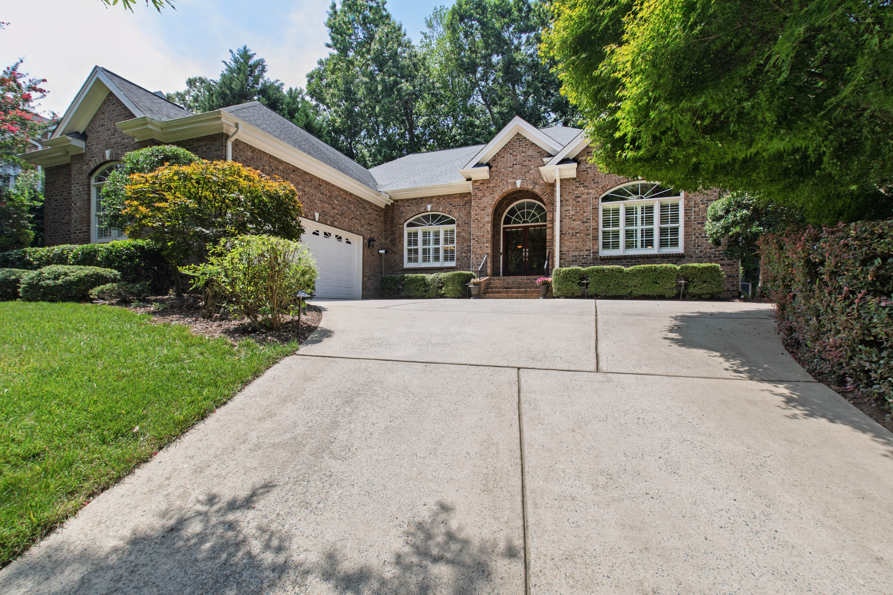 120 Swan Lake Court, Chapel Hill, NC 27517