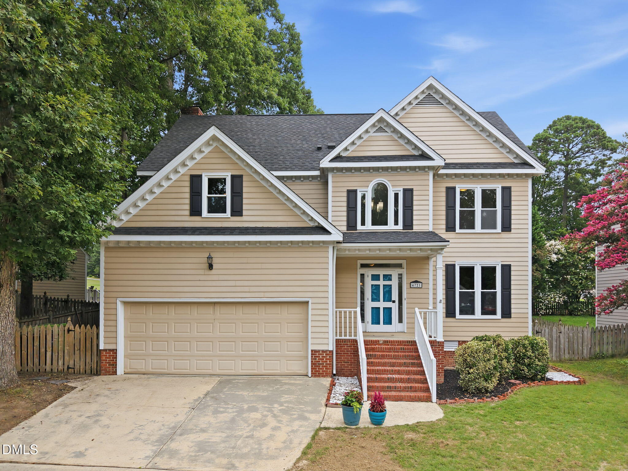 4721 Grand Cypress Court, Raleigh, NC 27604