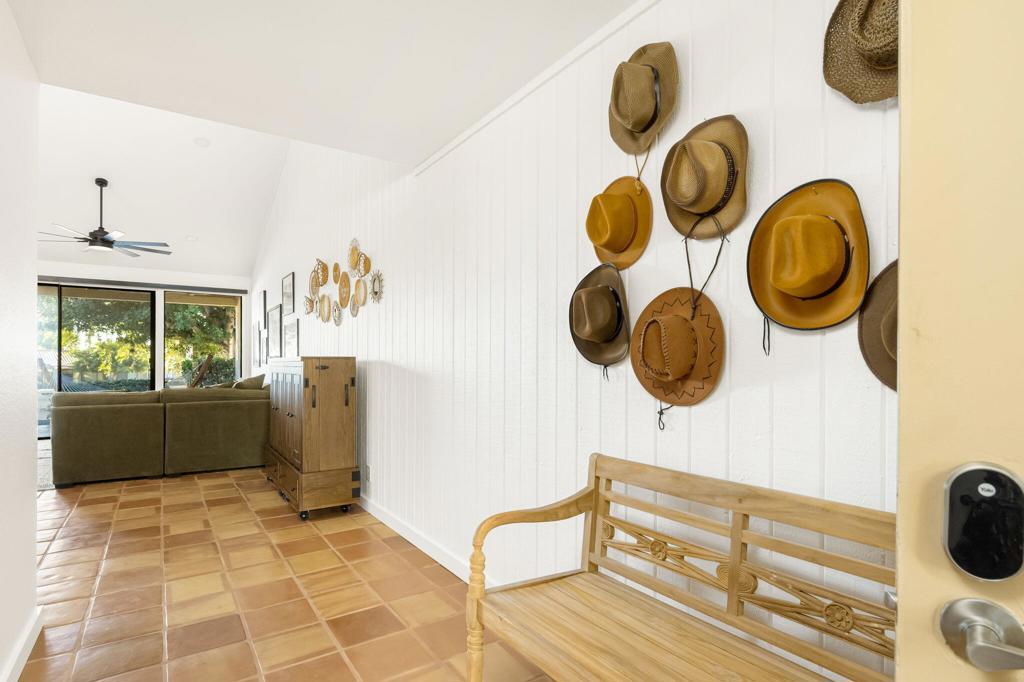 298 San Vicente