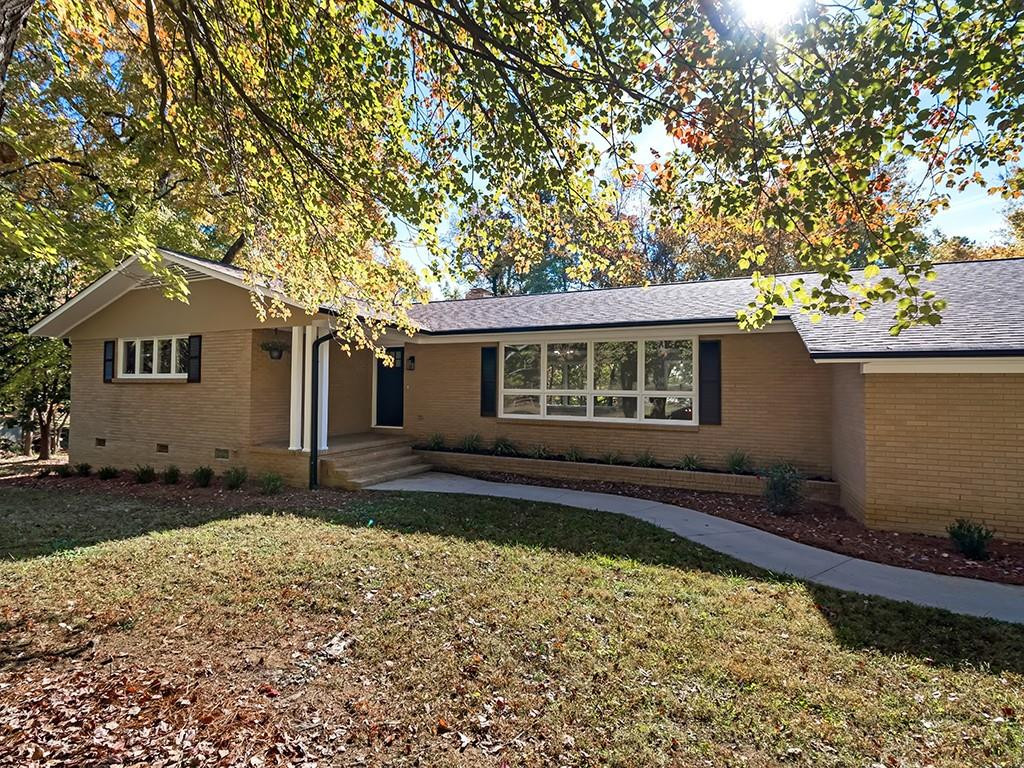 4919 Edinborough Road, Greensboro, NC 27406