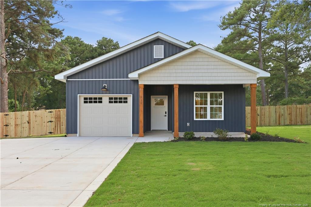 312 Scurlock Court, Raeford, NC 28376