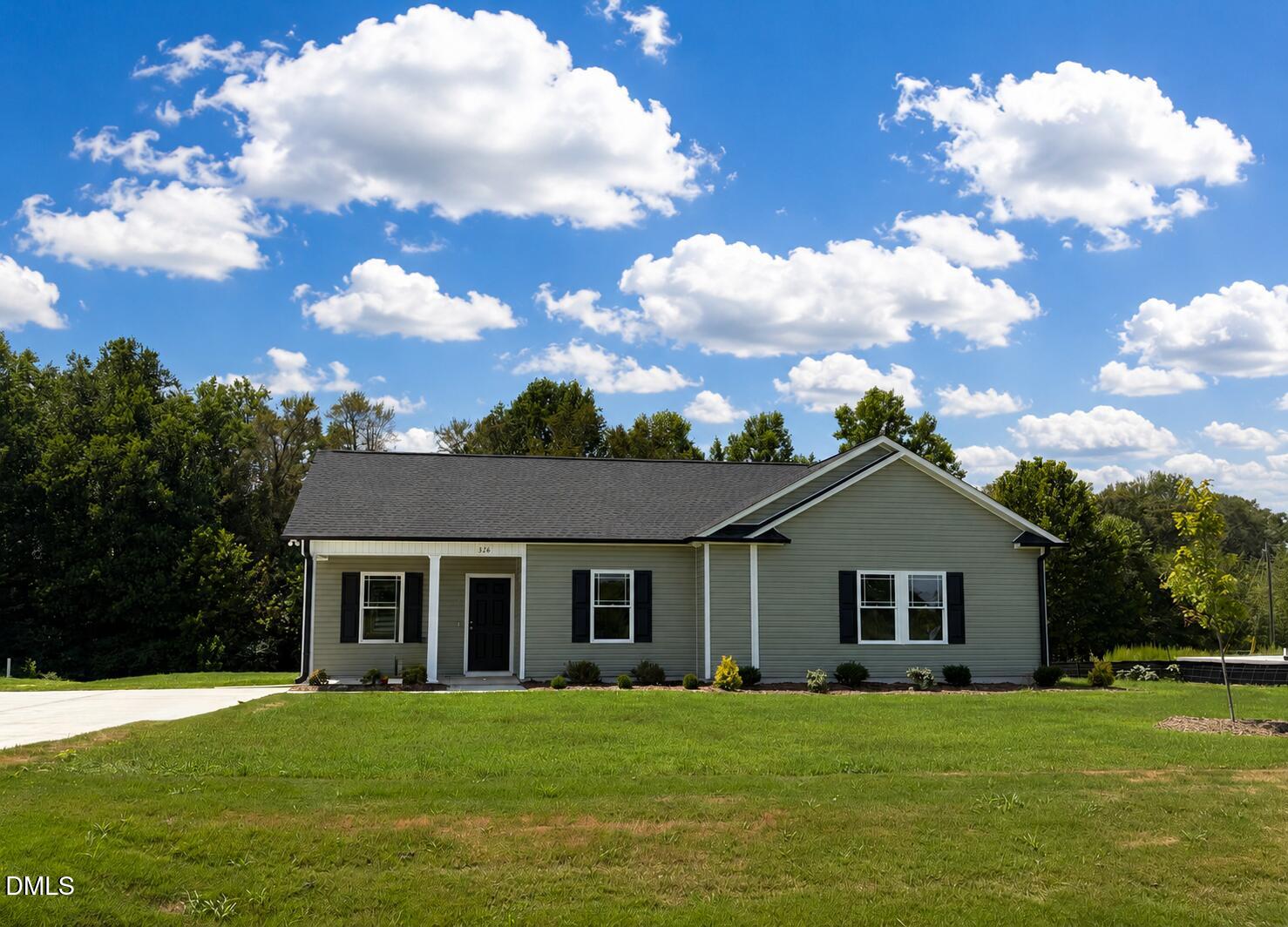 326 Barbour's Place Drive, Four Oaks, NC 27524