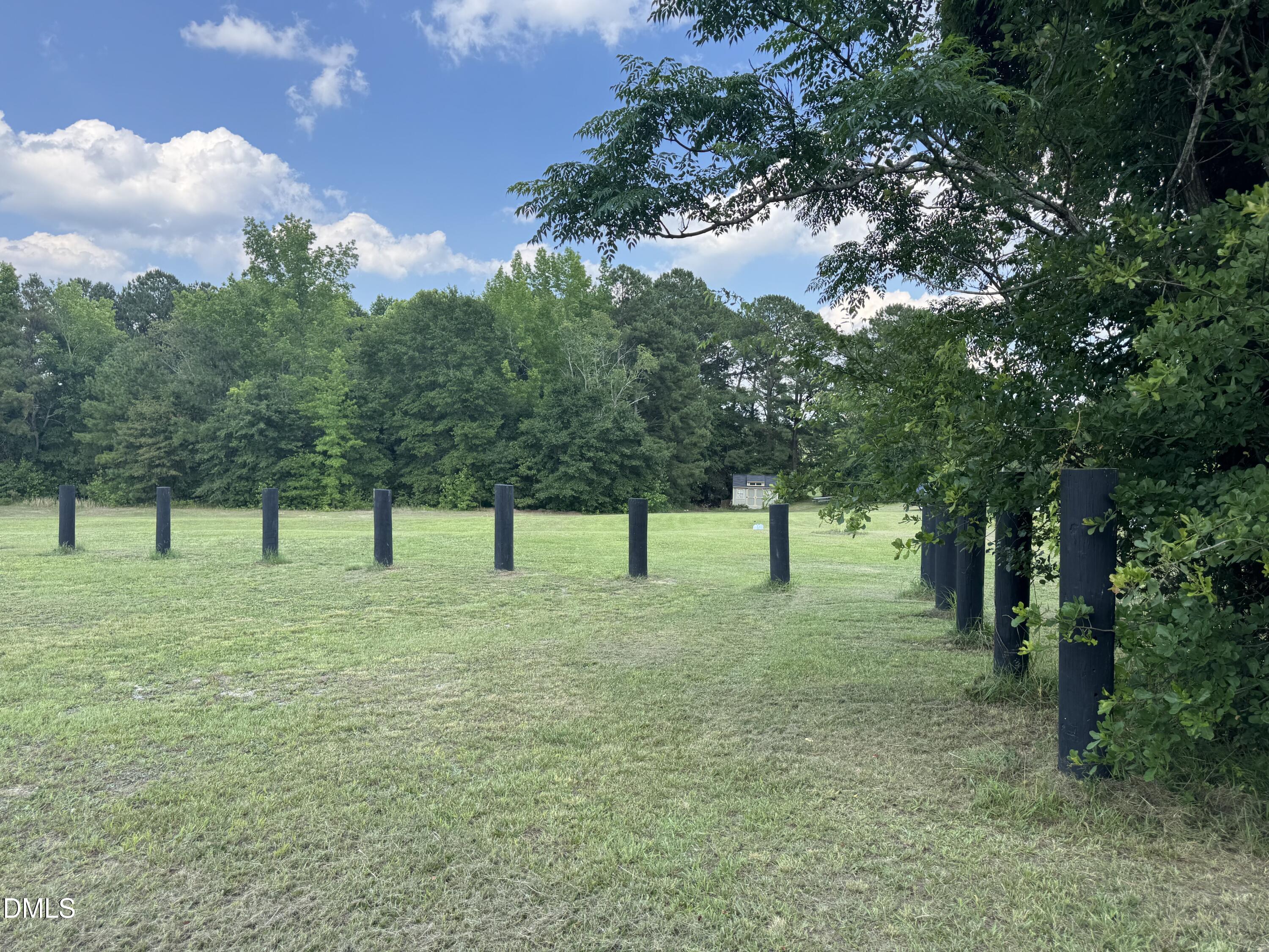 586 Shade Tree Road, Benson, NC 27504