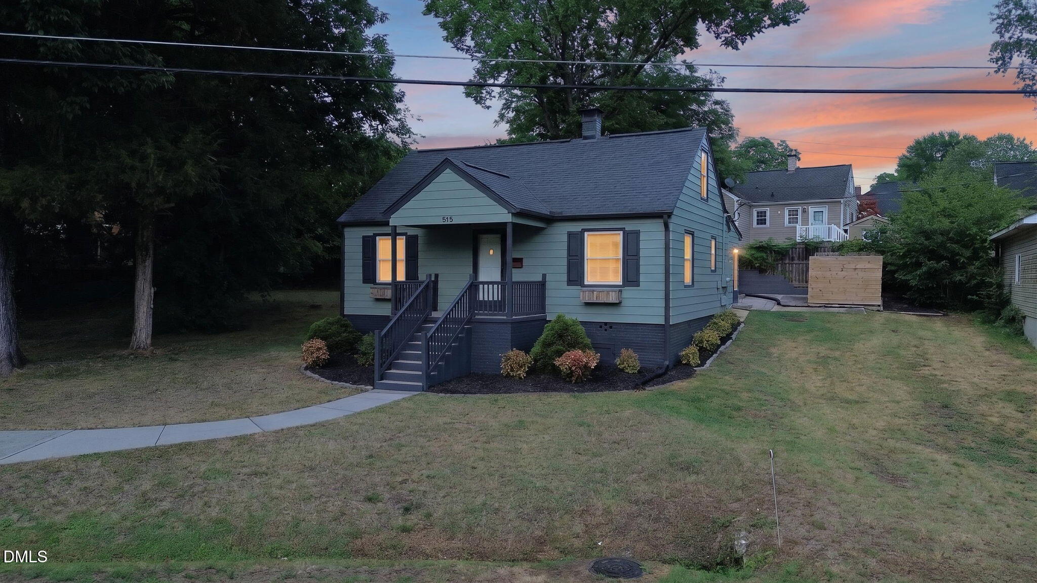 515 E Willowbrook Drive, Burlington, NC 27215