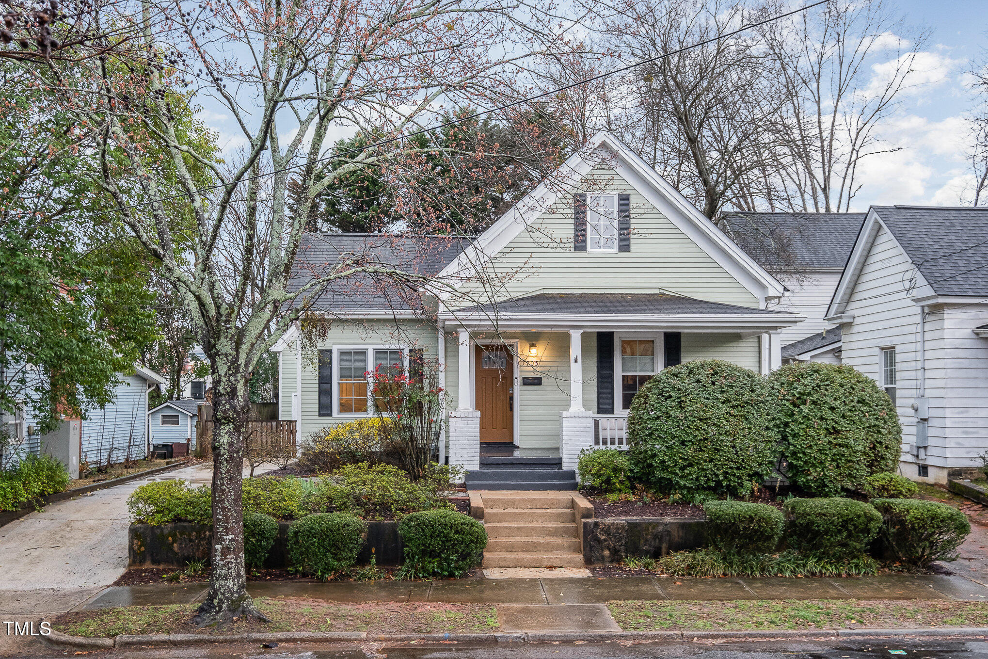 705 Hinsdale Street, Raleigh, NC 27605