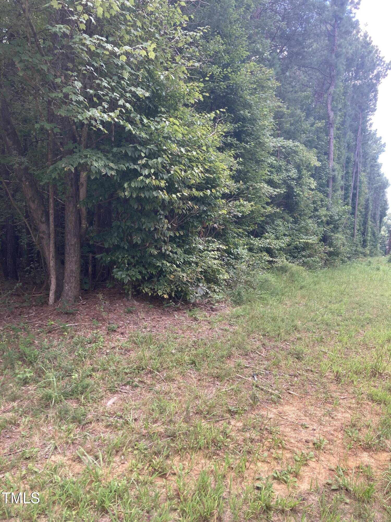 201 Lake Court, Chapel Hill, NC 27516