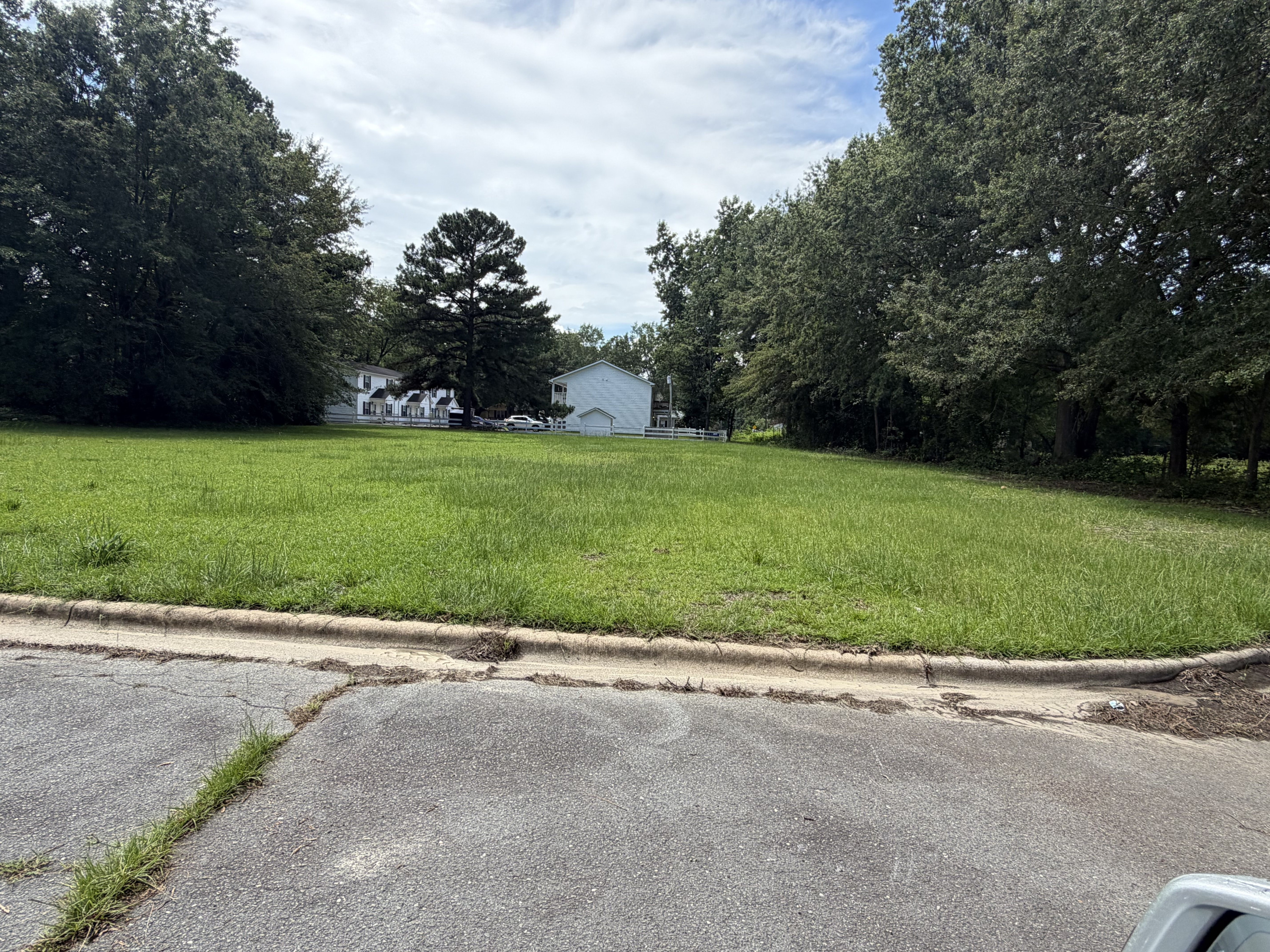 801 2nd Avenue, Selma, NC 27576