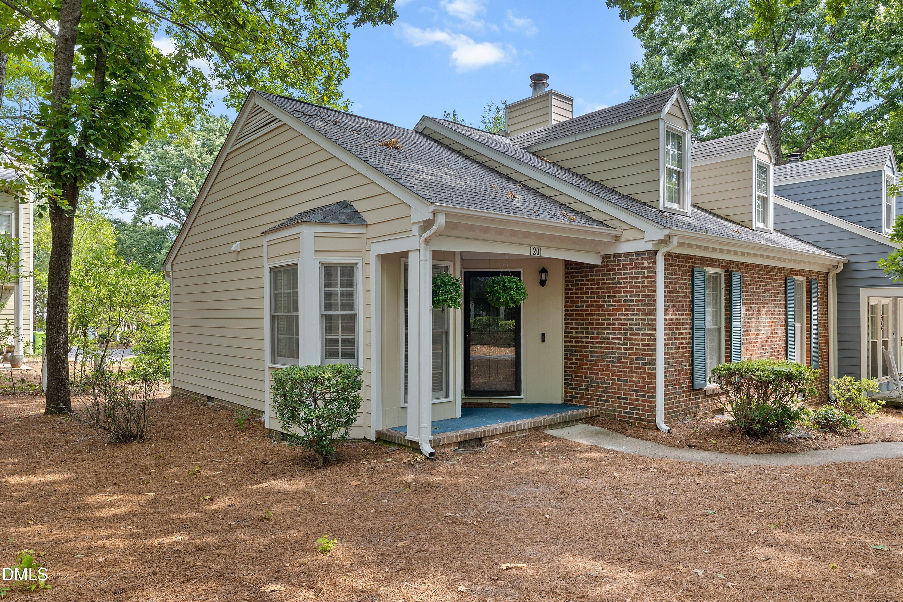 1201 Deptford Court, Raleigh, NC 27609