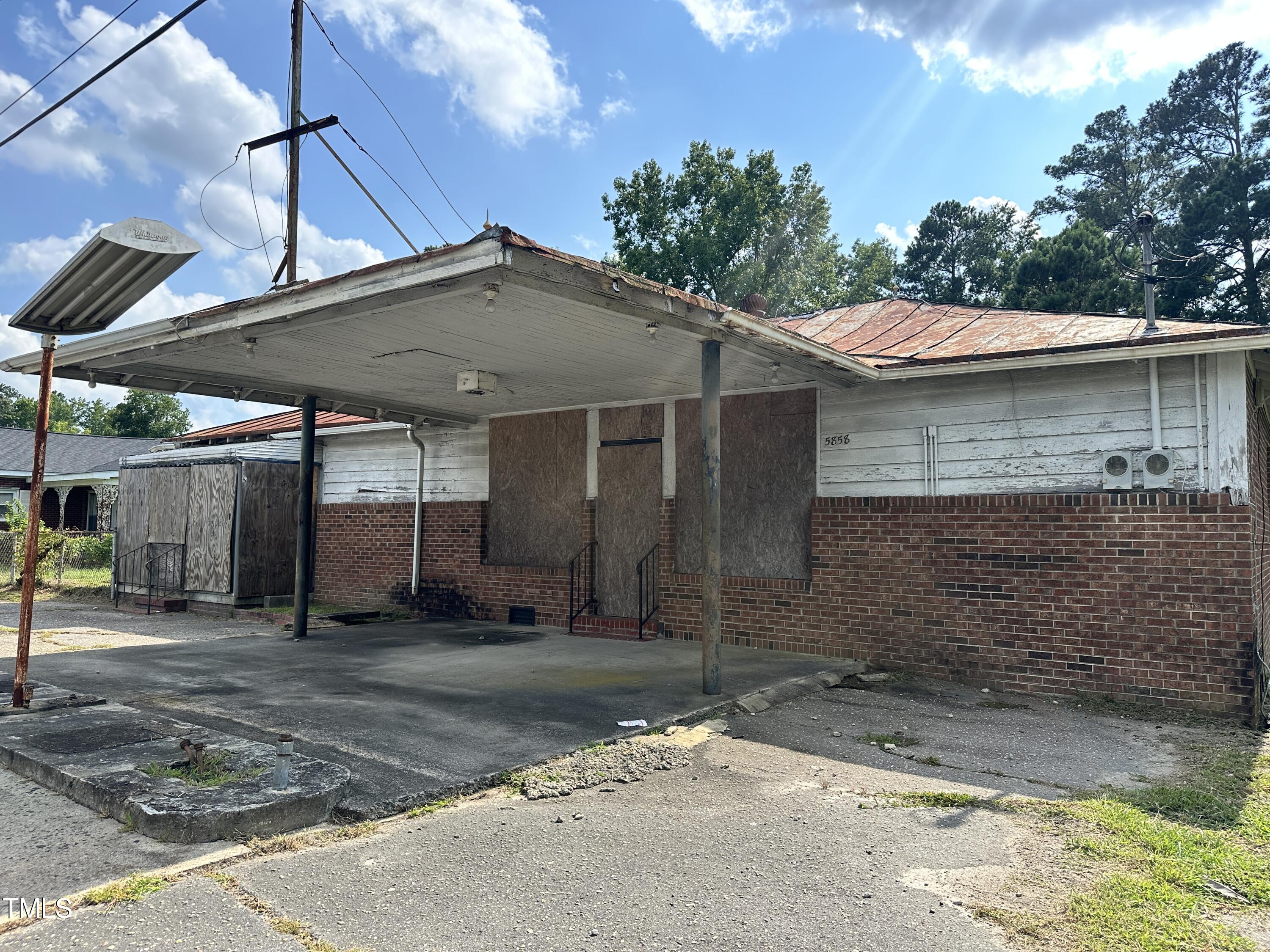 5854 Nc-48, Battleboro, NC 27809