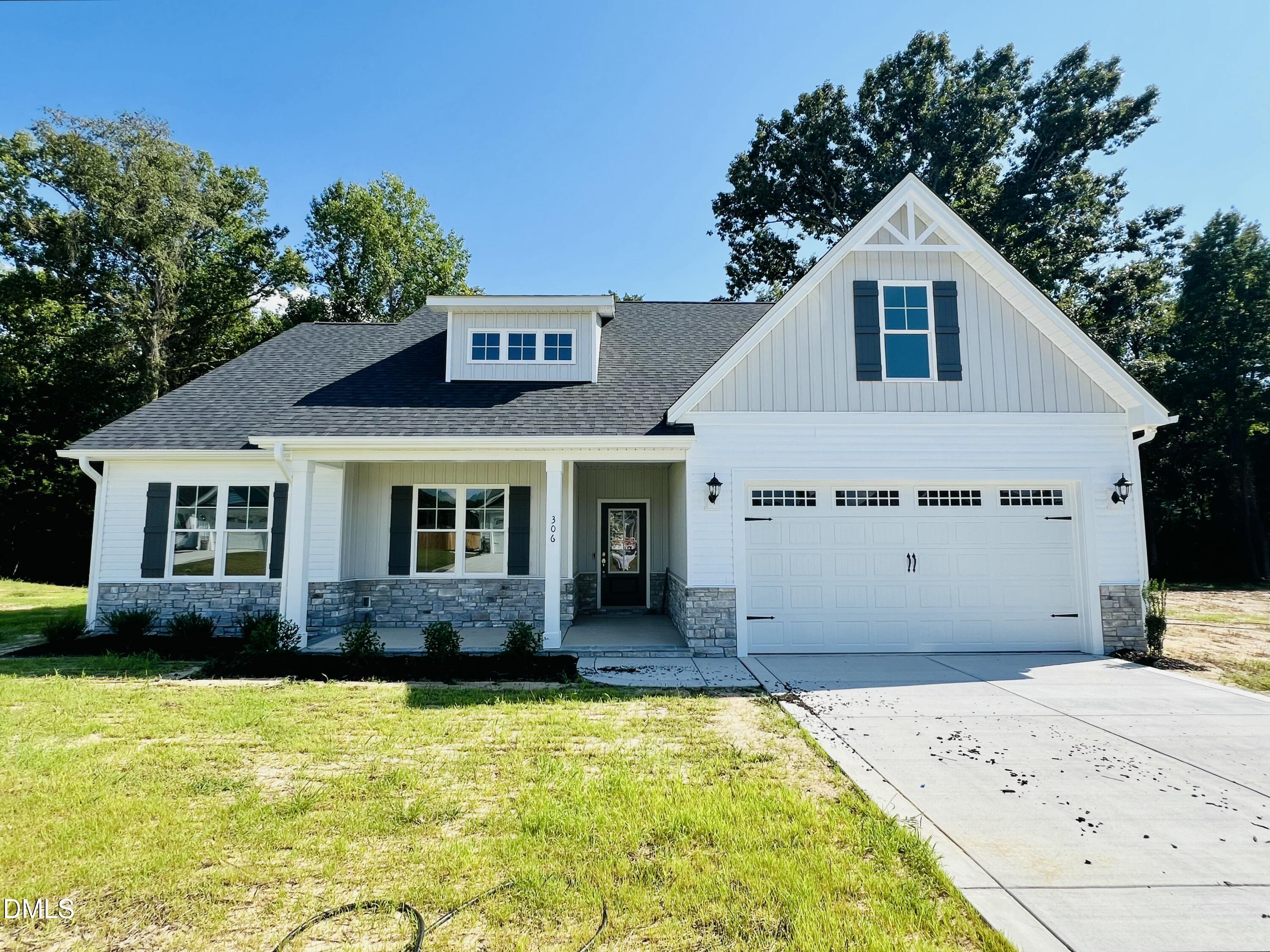 306 Creeks Edge Drive, Pikeville, NC 27863