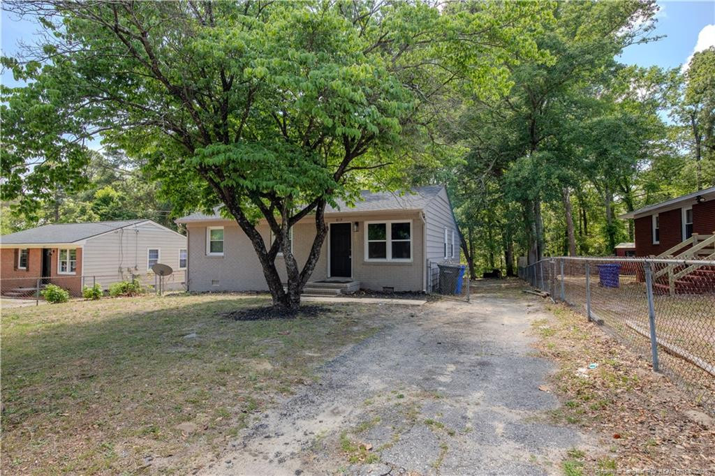 819 Isley Street, Fayetteville, NC 28305