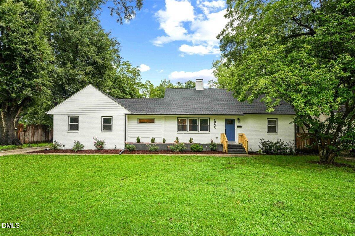 506 W Noble Street, Selma, NC 27576