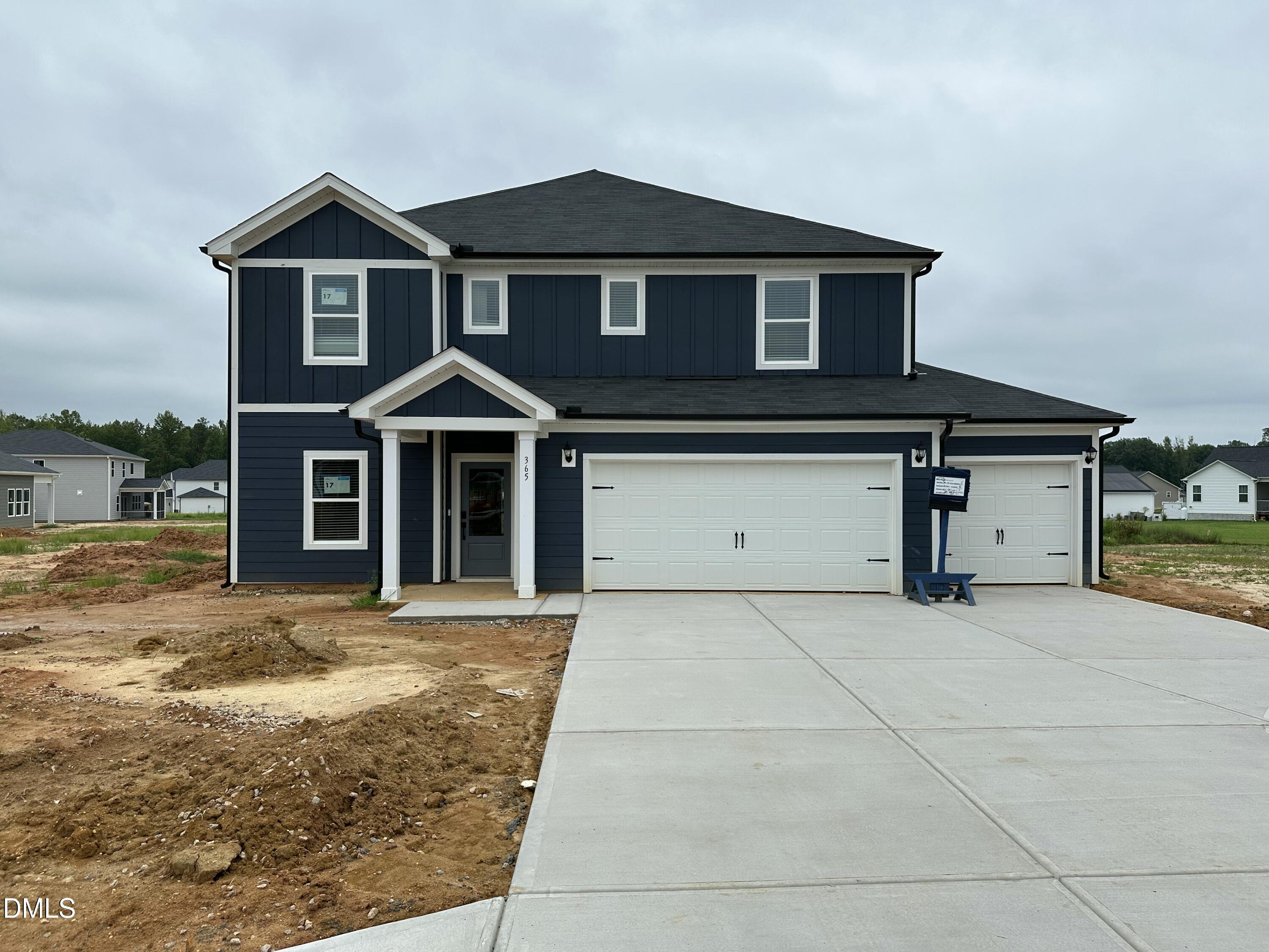 12 Stradshire Court, Zebulon, NC 27597