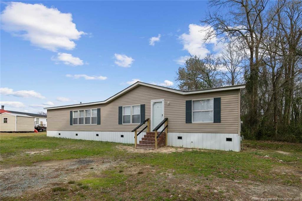 109 Plateau Lane, Parkton, NC 28371