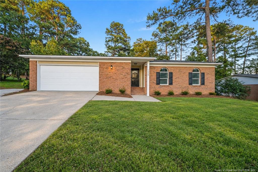 3538 Barron Way, Fayetteville, NC 28311