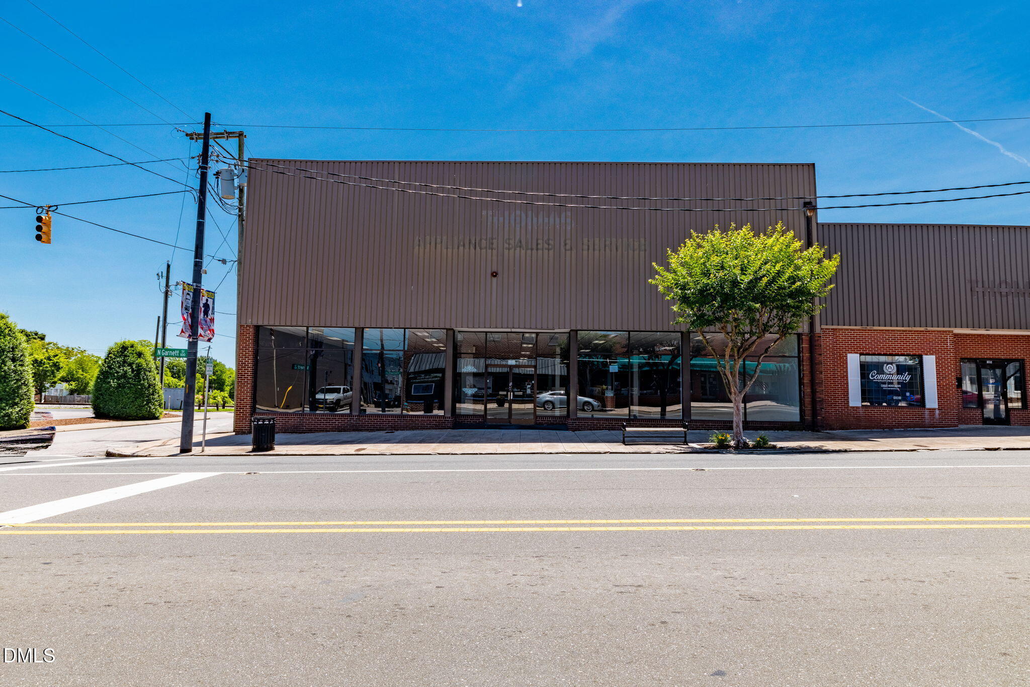 101 S Garnett Street, Henderson, NC 27536