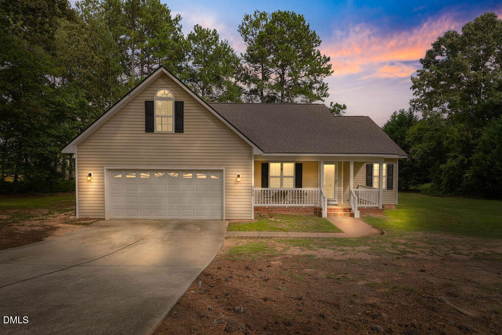 299 Park Lane, Coats, NC 27521