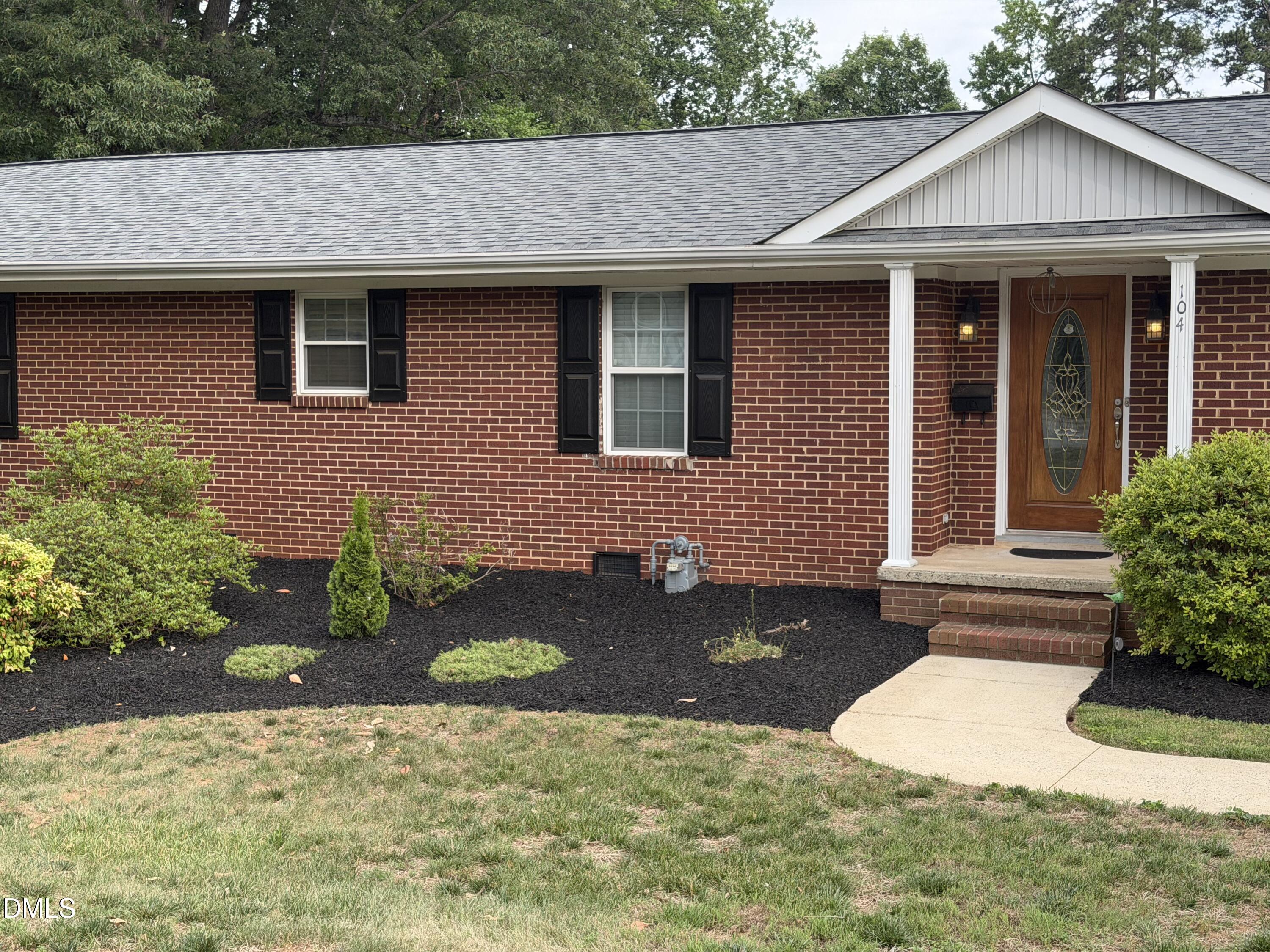 2012 S Mebane Street 104, Burlington, NC 27215
