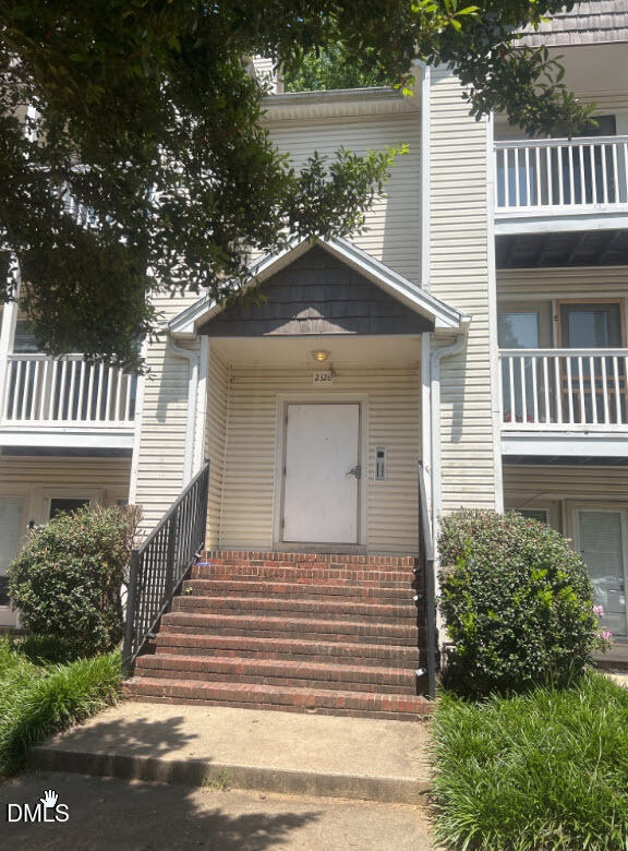 2328 W Vandalia Road F- 18, Greensboro, NC 27407