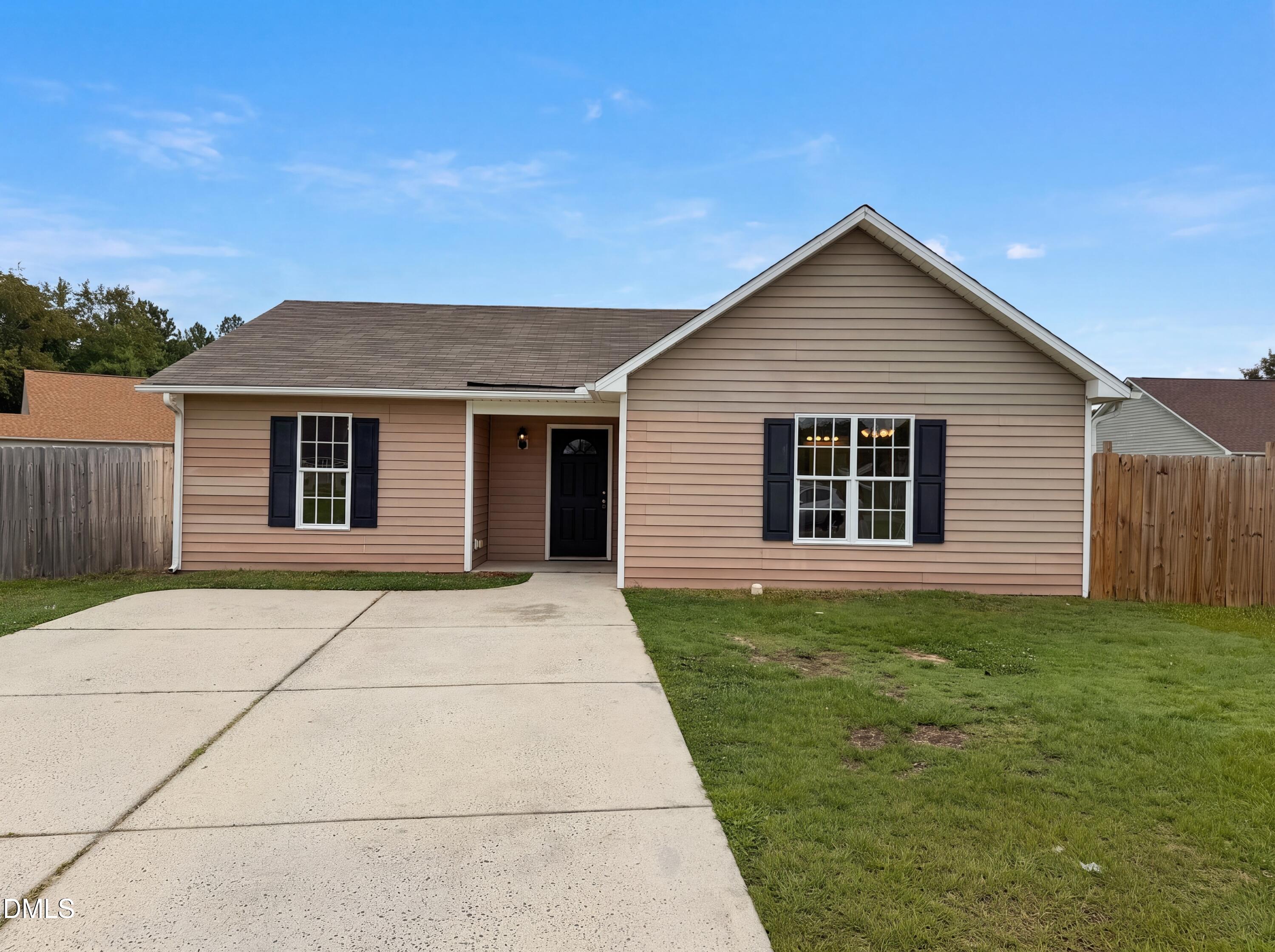 102 Reebe Circle, Selma, NC 27576
