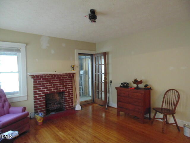 1121 S Cokesbury Road, Henderson, NC 27537