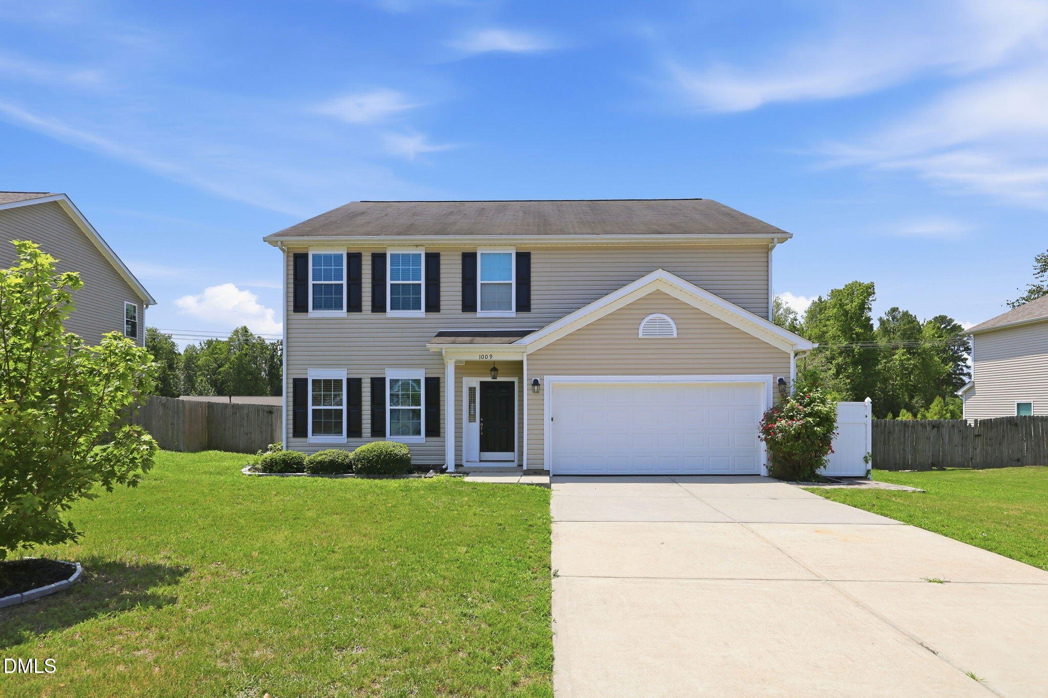 1009 Harvest Point Drive, Fuquay Varina, NC 27526