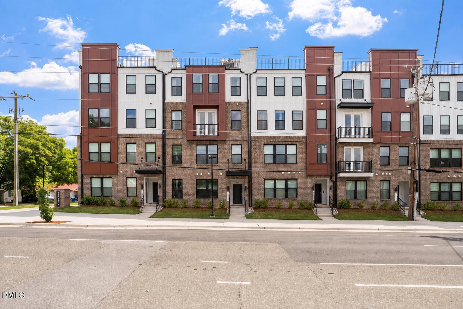 1205 S Blount Street 201, Raleigh, NC 27601