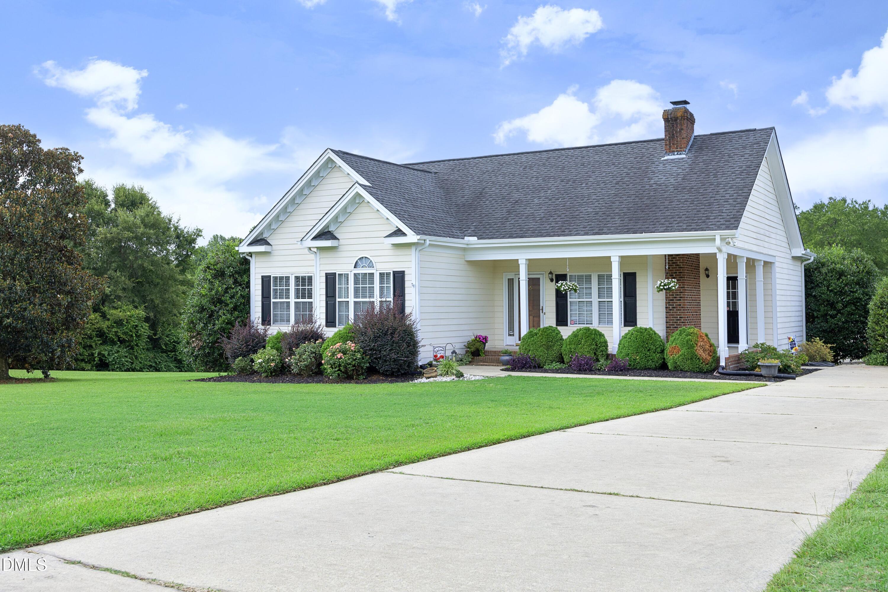 211 Sherman Lakes Drive, Fuquay Varina, NC 27526