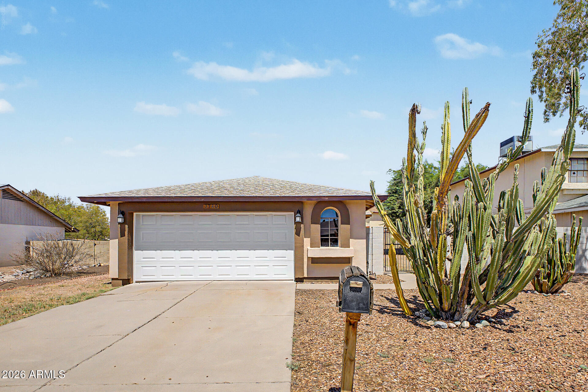 3740 W MICHIGAN Avenue, Glendale, AZ 85308