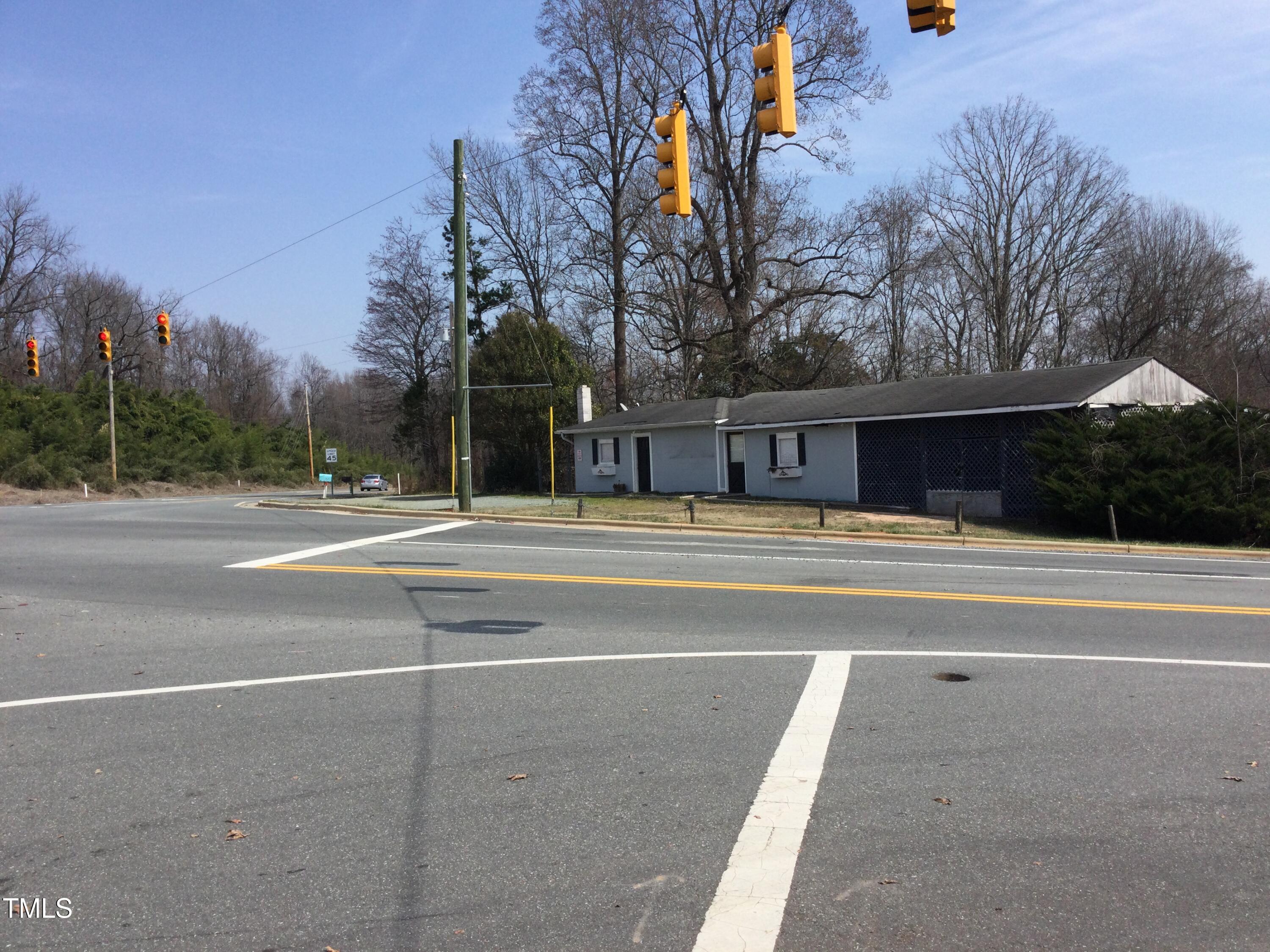 4105 Old Hillsborough Road, Mebane, NC 27302