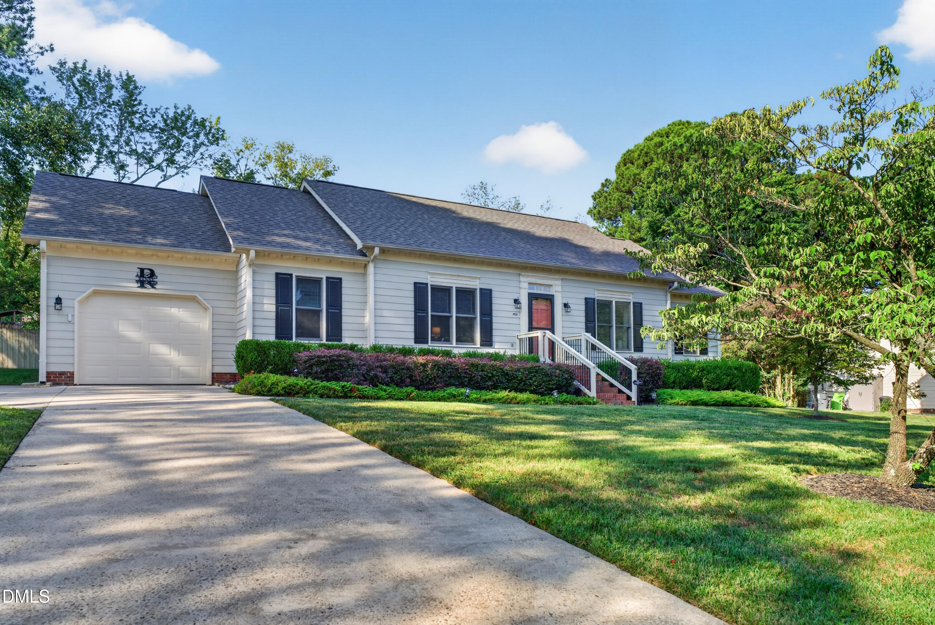 103 Pinewood Drive, Apex, NC 27502