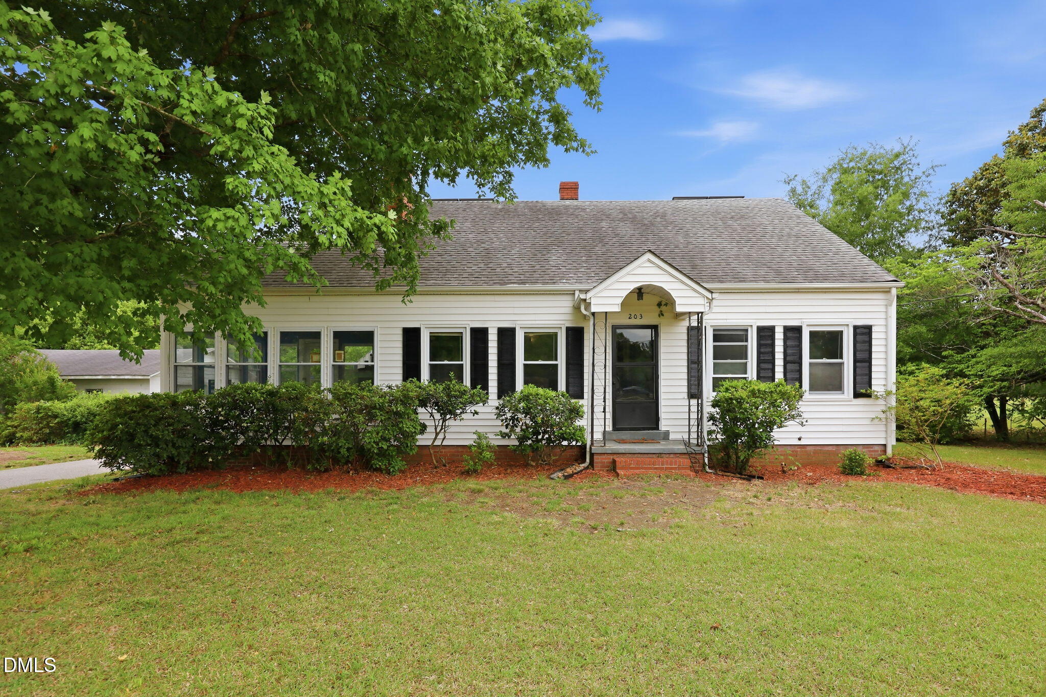 203 Vernon Street, Broadway, NC 27505