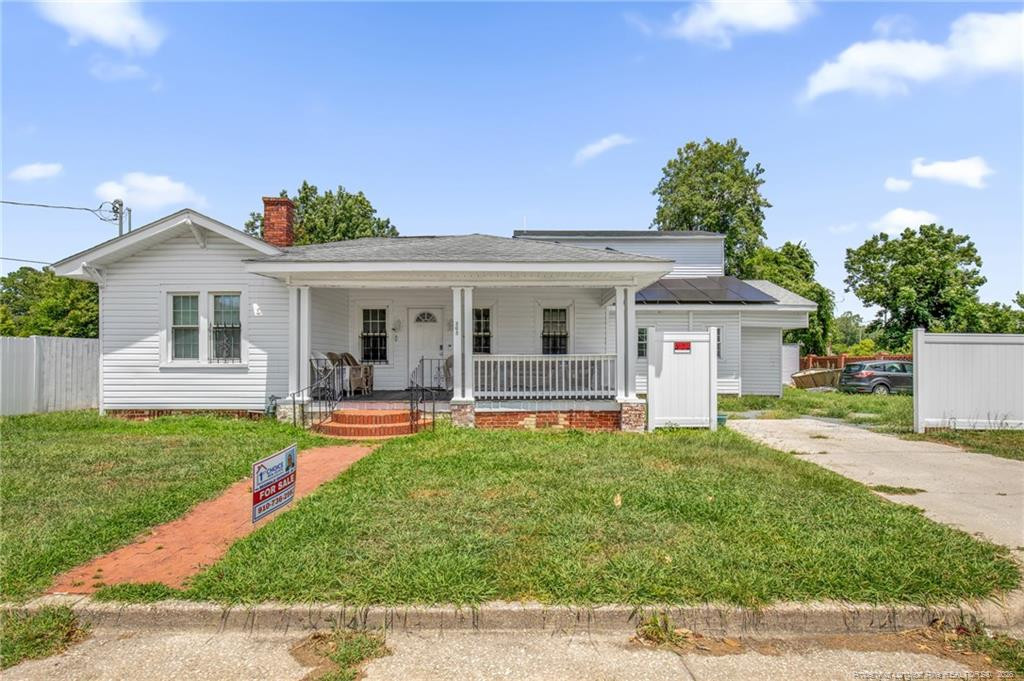 305 E 11th Street, Lumberton, NC 28358