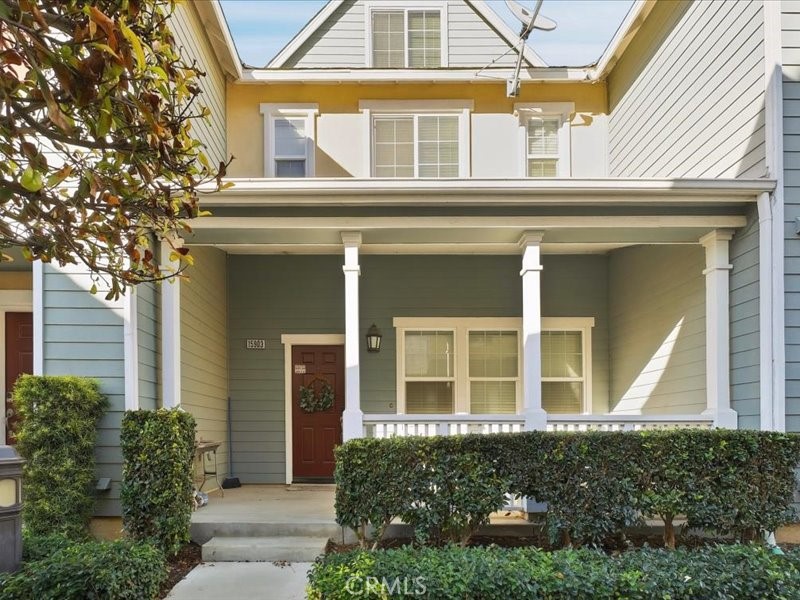 15903 Fountain Lane