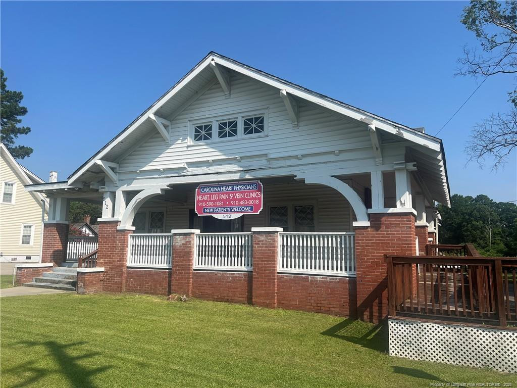 512 Sunset Avenue, Clinton, NC 28303