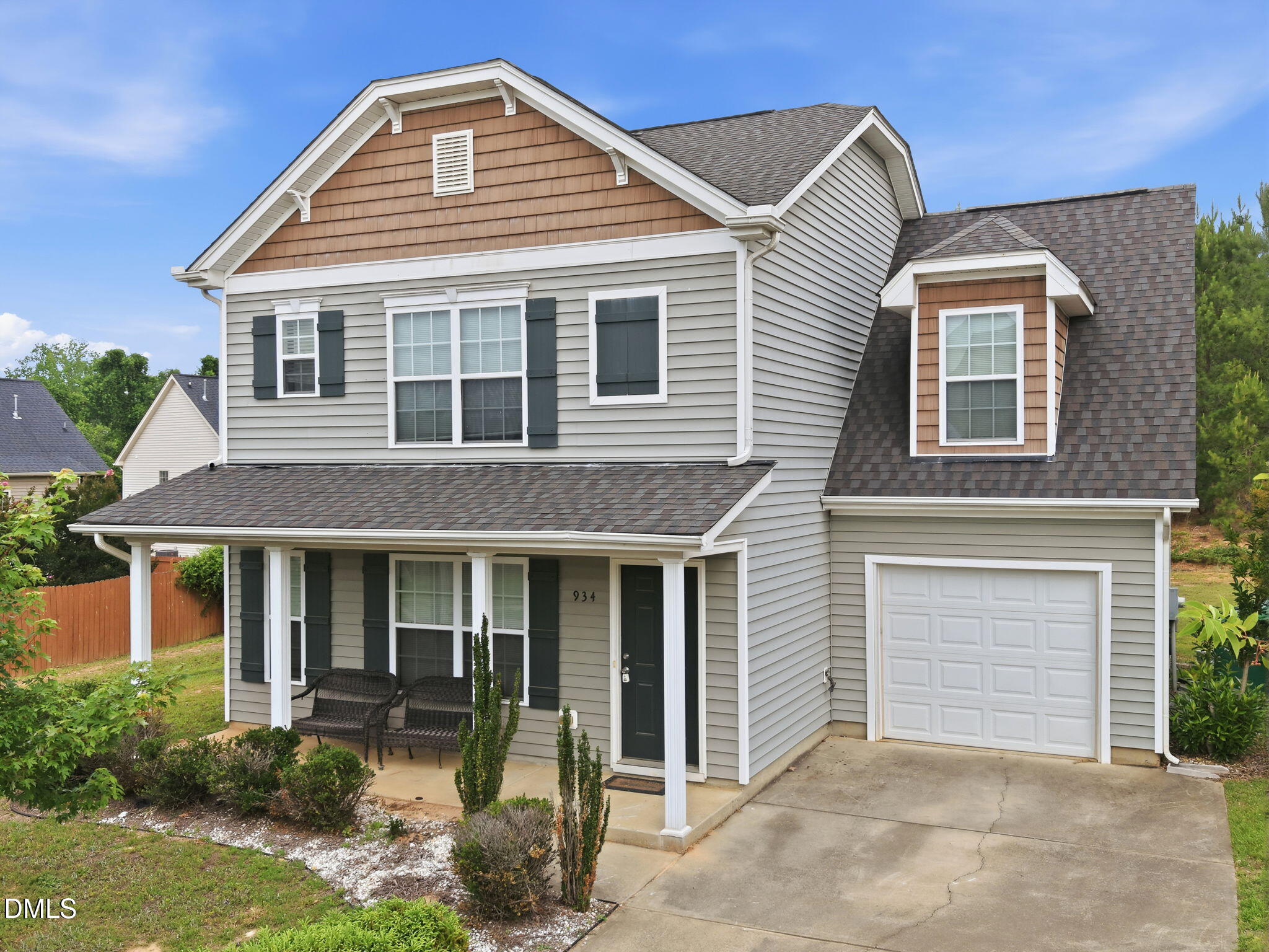 934 Ribbonleaf Lane, Fuquay Varina, NC 27526